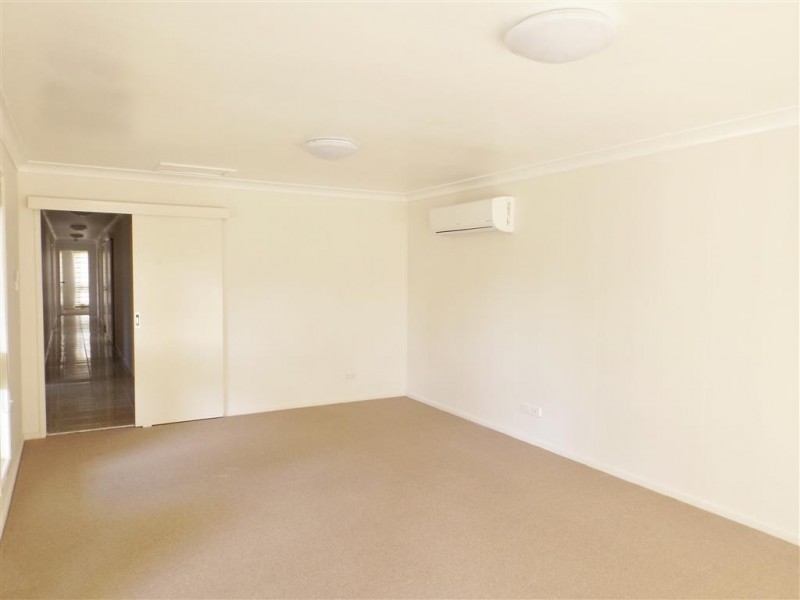 22 Wright Street, Roma QLD 4455