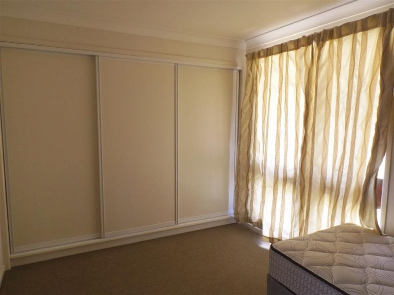 22 Wright Street, Roma QLD 4455