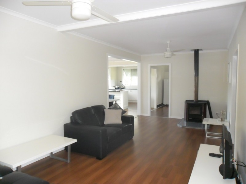 12 Daisy Street, Miles QLD 4415