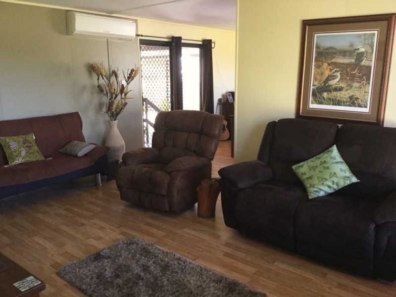 7 Powell Street, Roma QLD 4455
