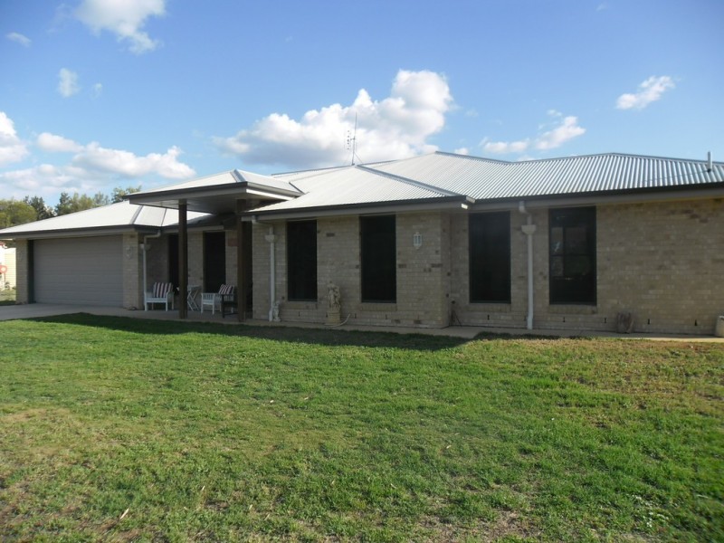 190 Myall Park Road, Miles QLD 4415