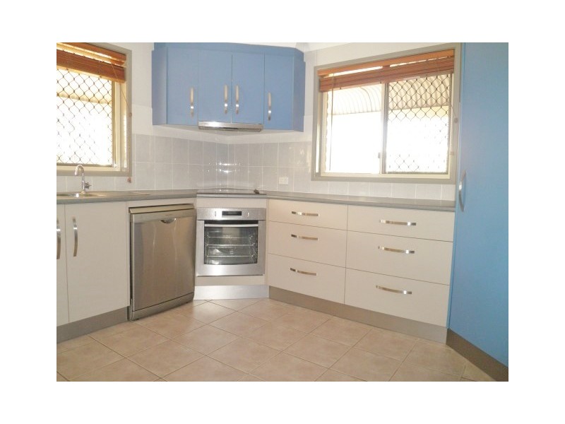 1-5 Edwardes Street, Roma QLD 4455