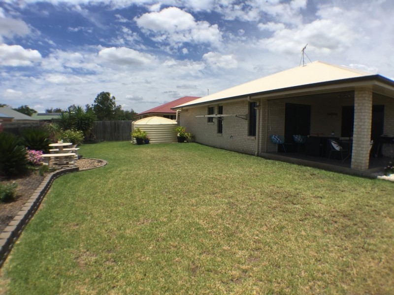 5 Montclair Close, Dalby QLD 4405