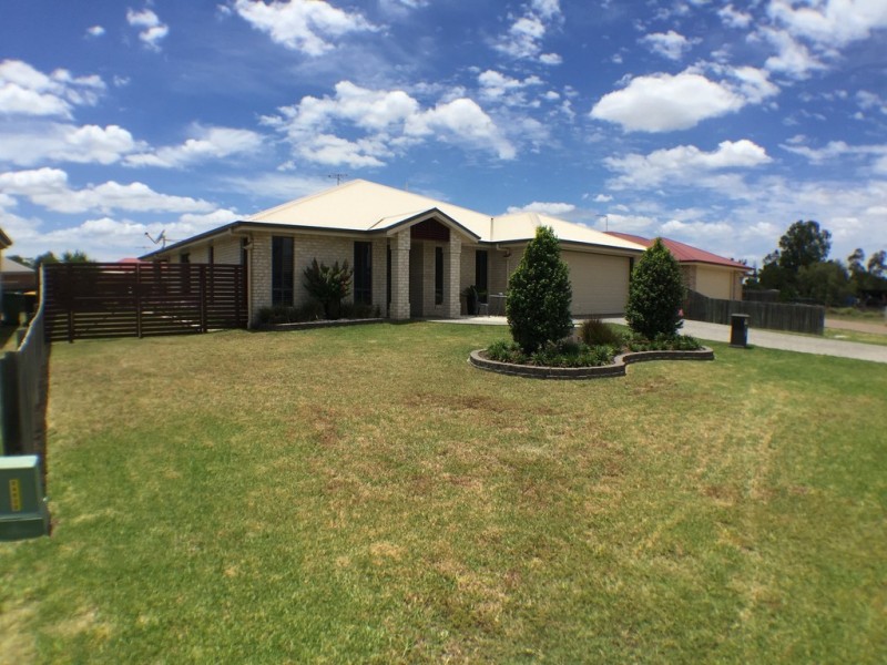 5 Montclair Close, Dalby QLD 4405