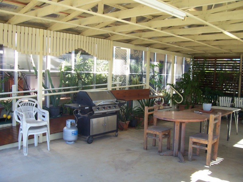 ” TOLMAH HOMESTEAD “, Condamine QLD 4416