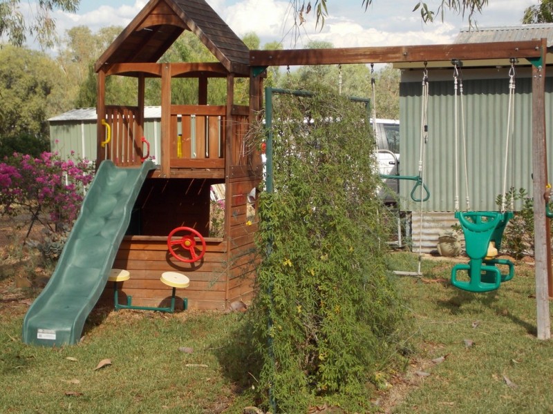 31 CLEMATIS ST, Blackall QLD 4472