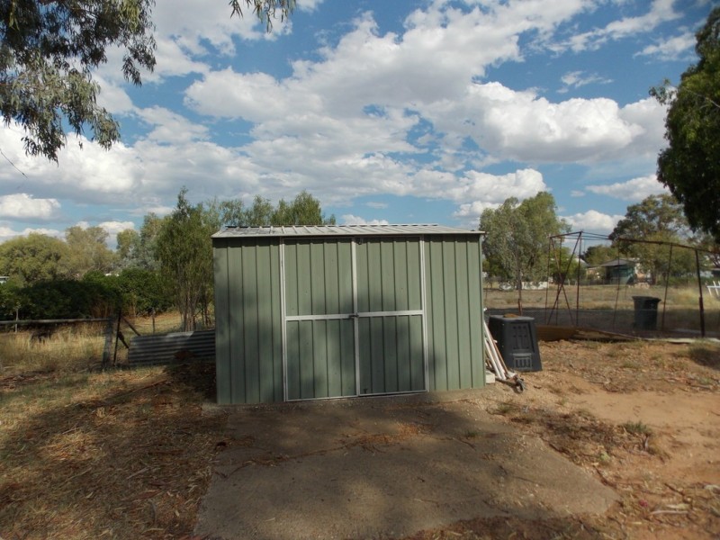 31 CLEMATIS ST, Blackall QLD 4472