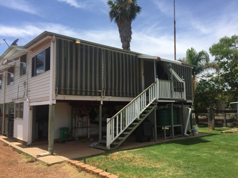 93 Wicks Street, Cunnamulla QLD 4490