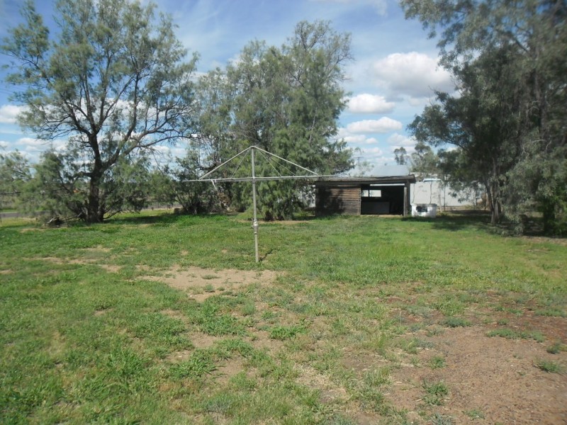 18 Killarney Street, Dulacca QLD 4425
