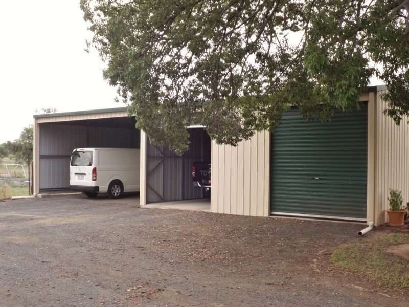 42 Edwardes Street, Roma QLD 4455
