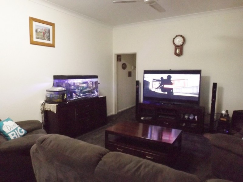 42 Edwardes Street, Roma QLD 4455
