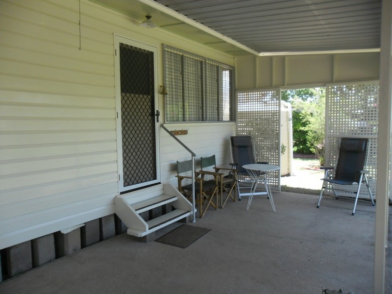 44 Constance Street, Miles QLD 4415