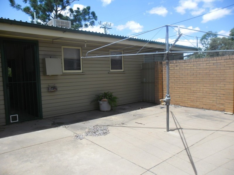 135 Murilla Street, Miles QLD 4415