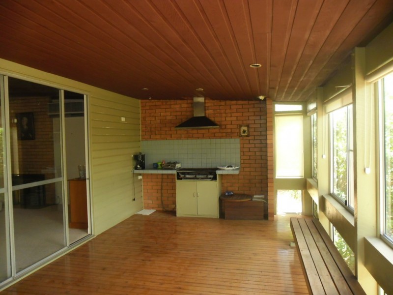 135 Murilla Street, Miles QLD 4415