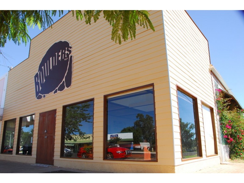 Boulders Coffee Shop, Cunnamulla QLD 4490