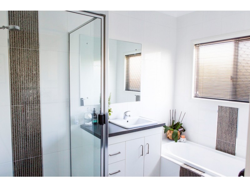 13 Solitaire Court, Dalby QLD 4405