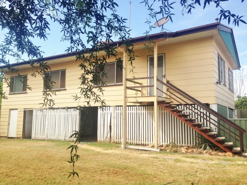 46 Gregory Street, Roma QLD 4455