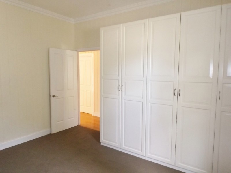 234 Edwardes Street, Roma QLD 4455