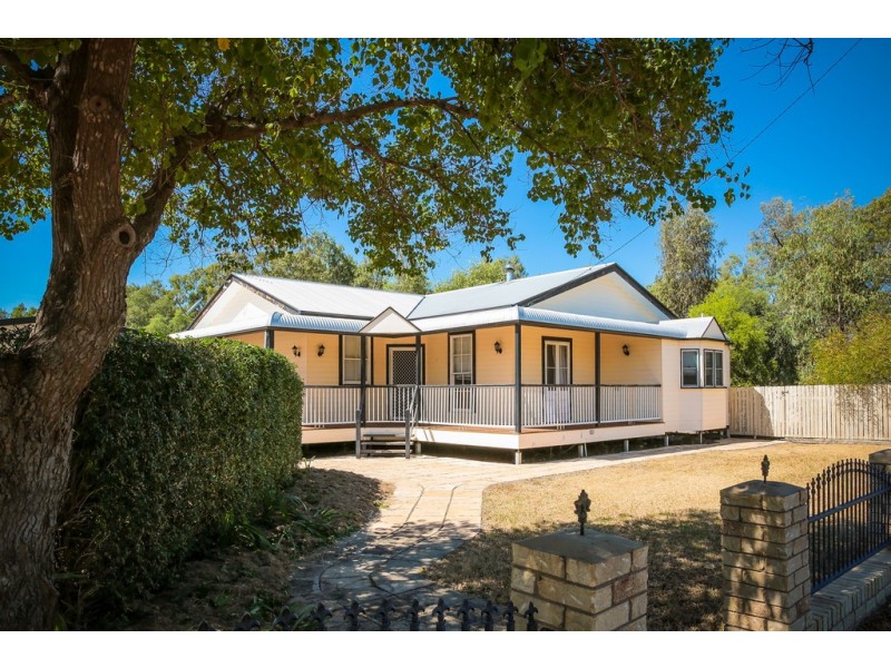 234 Edwardes Street, Roma QLD 4455