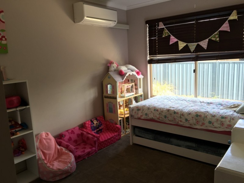 7 Racecourse Road, Miles QLD 4415