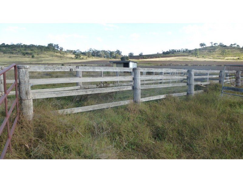 3278 Oakey Cooyar Road, Kulpi QLD 4352