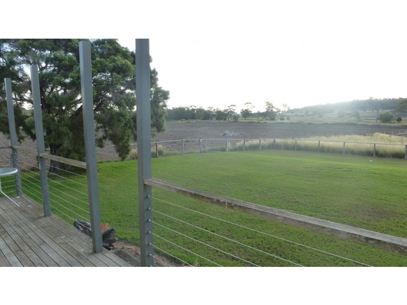 3278 Oakey Cooyar Road, Kulpi QLD 4352