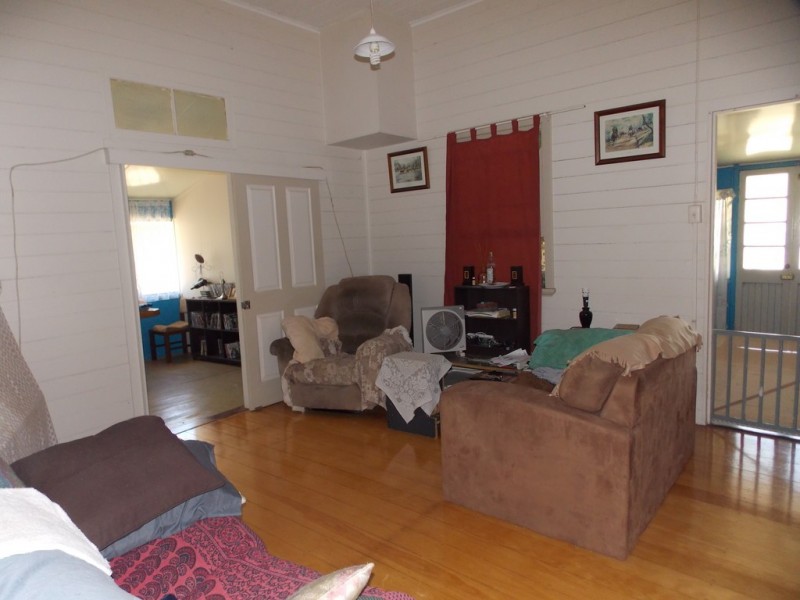 31 GARDEN ST, Blackall QLD 4472