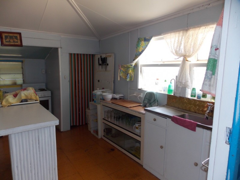 31 GARDEN ST, Blackall QLD 4472