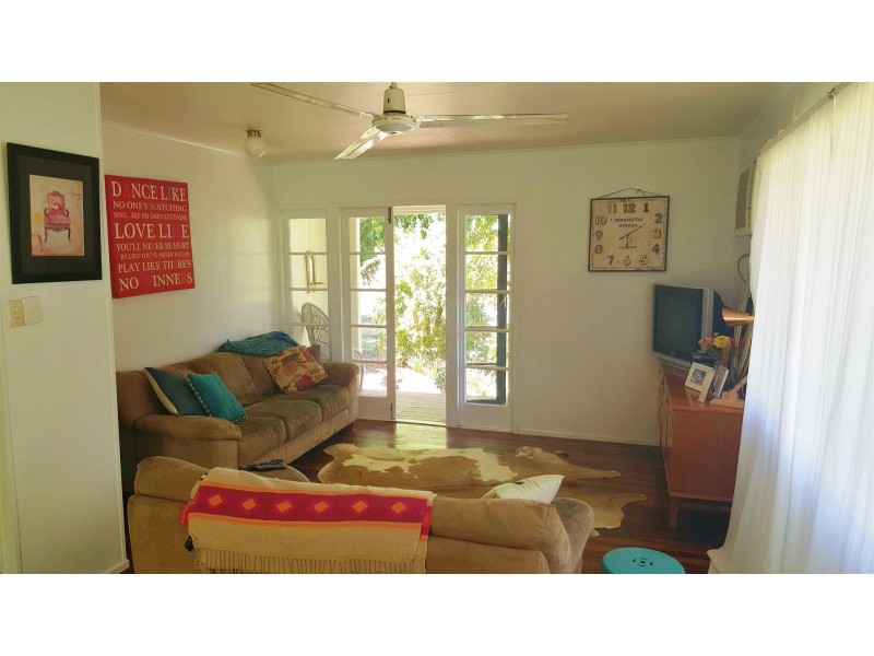 3 Augusta Street, Surat QLD 4417