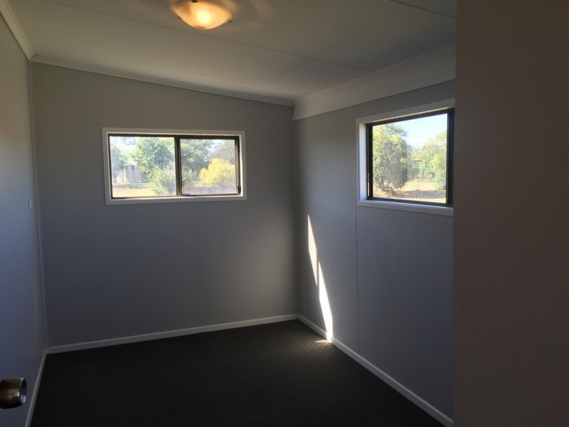 80 Sandalwood Avenue South, Dalby QLD 4405