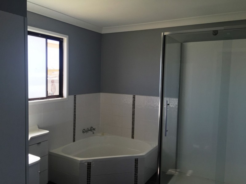 80 Sandalwood Avenue South, Dalby QLD 4405