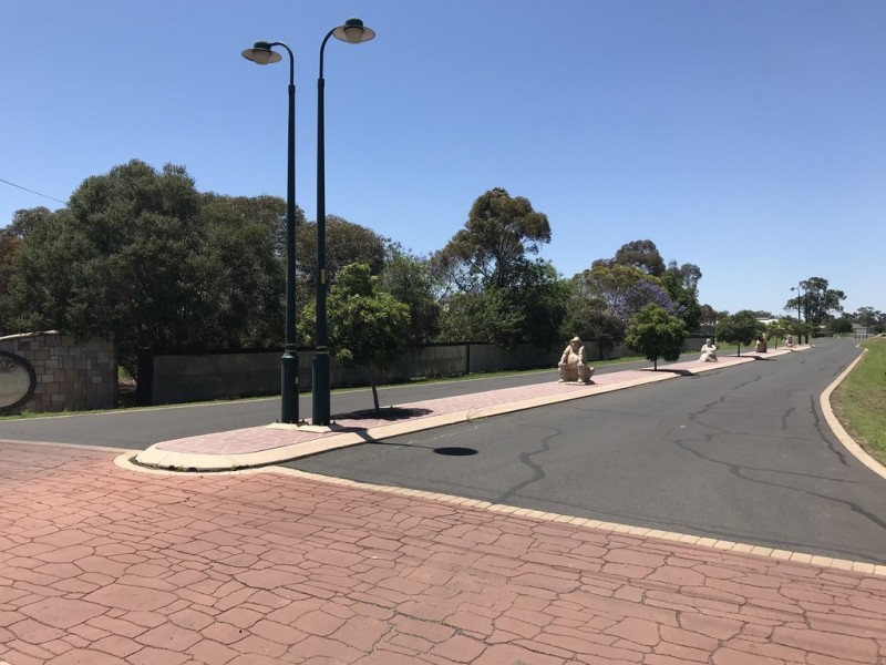 29 Henry Lawson Place, Dalby QLD 4405