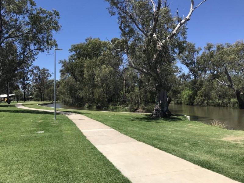 29 Henry Lawson Place, Dalby QLD 4405