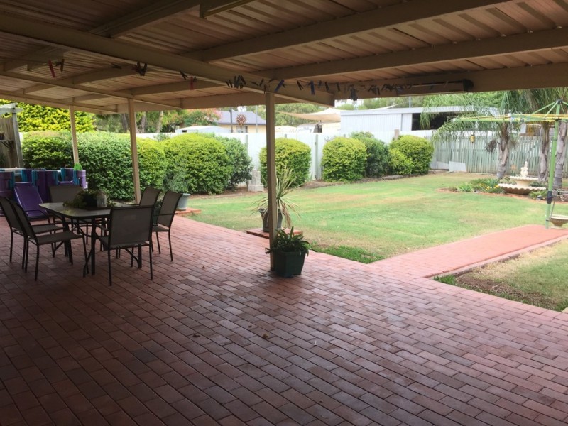 84 Curtis Street, Dalby QLD 4405