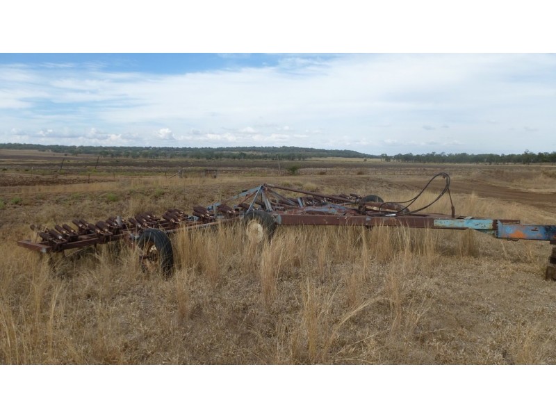 “Hillview” Clearing Sale, Kaimkillenbun QLD 4406