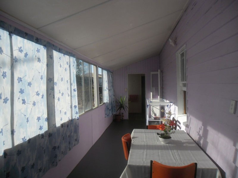 31 Hawkins street, Miles QLD 4415