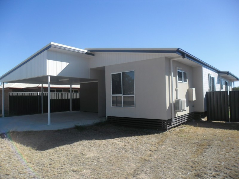 21 Daisy Street, Miles QLD 4415