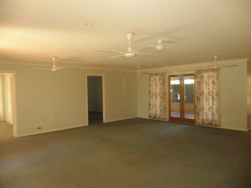 72 Daisy street, Miles QLD 4415