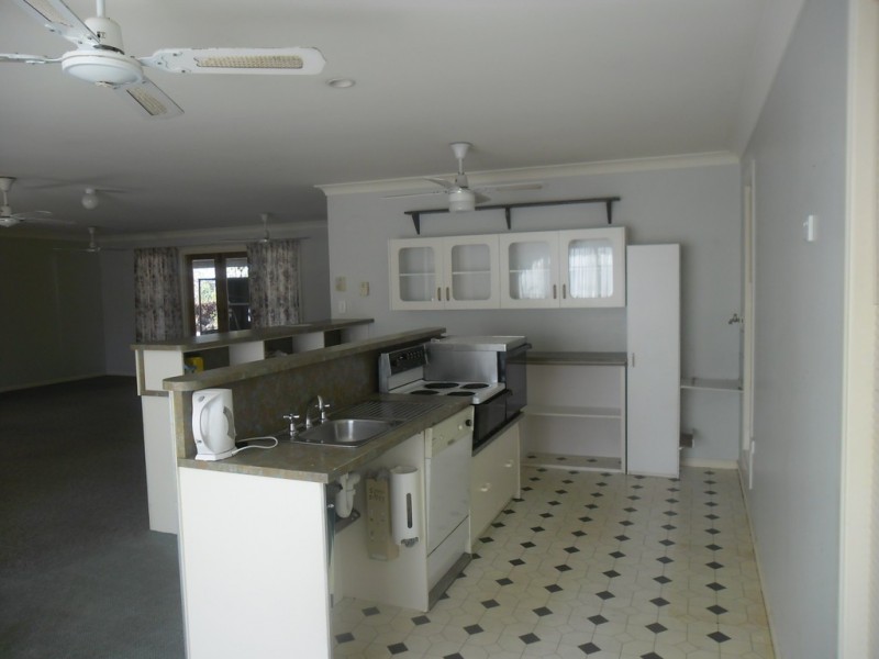 72 Daisy street, Miles QLD 4415