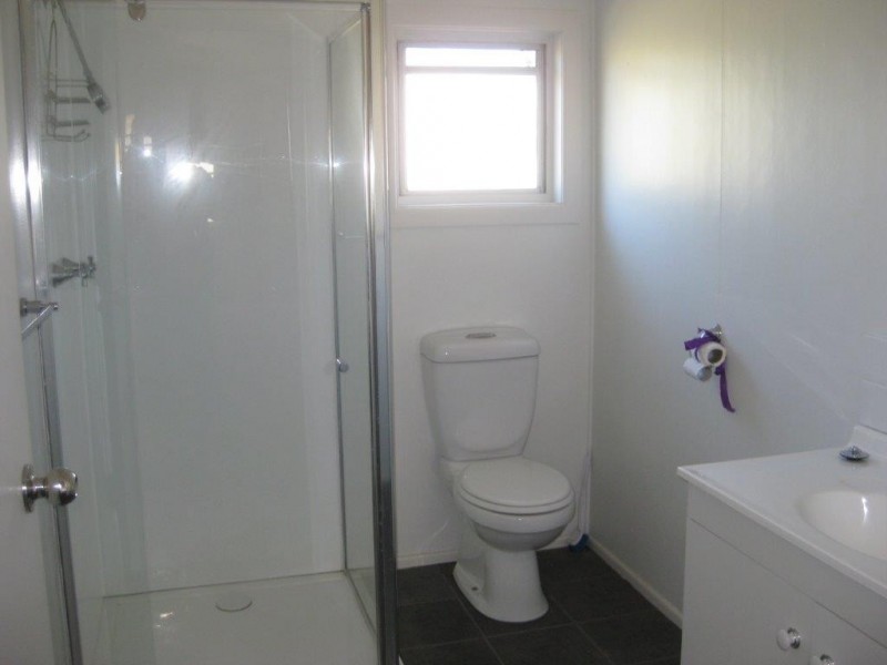 27 Wolsey Street, Taroom QLD 4420