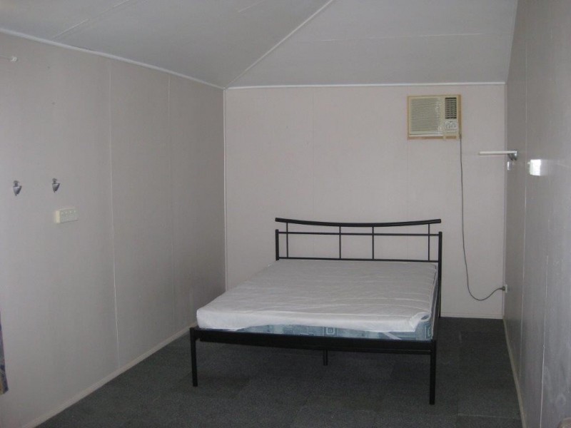 27 Wolsey Street, Taroom QLD 4420