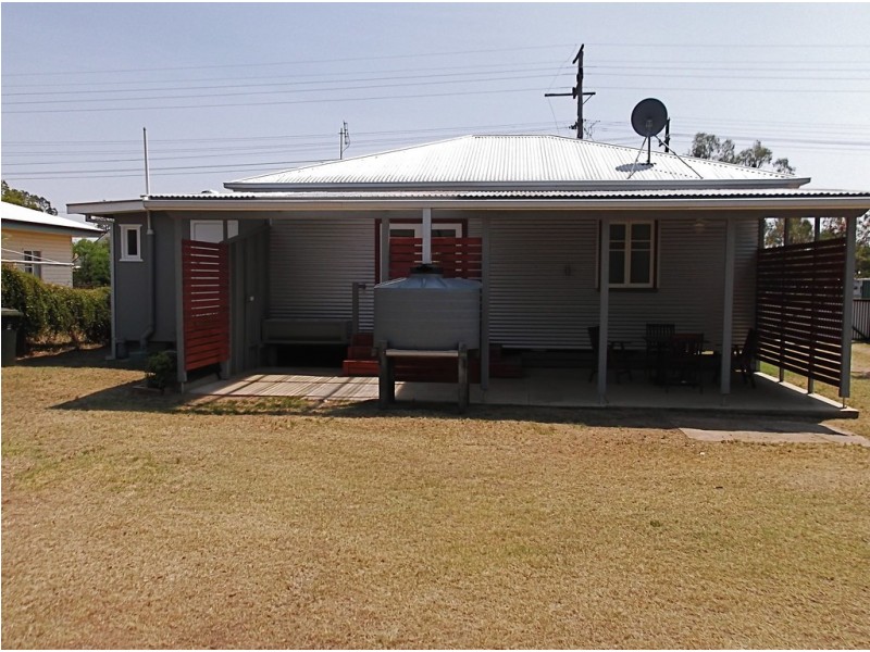 64 Edith street, Miles QLD 4415