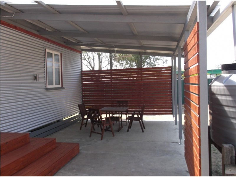 64 Edith street, Miles QLD 4415