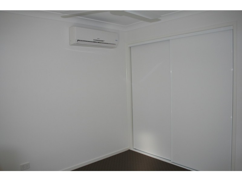 10 DOGWOOD COURT, Miles QLD 4415