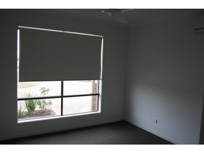 10 DOGWOOD COURT, Miles QLD 4415