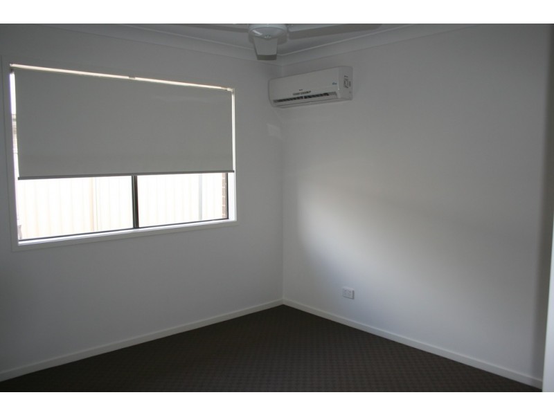 10 DOGWOOD COURT, Miles QLD 4415