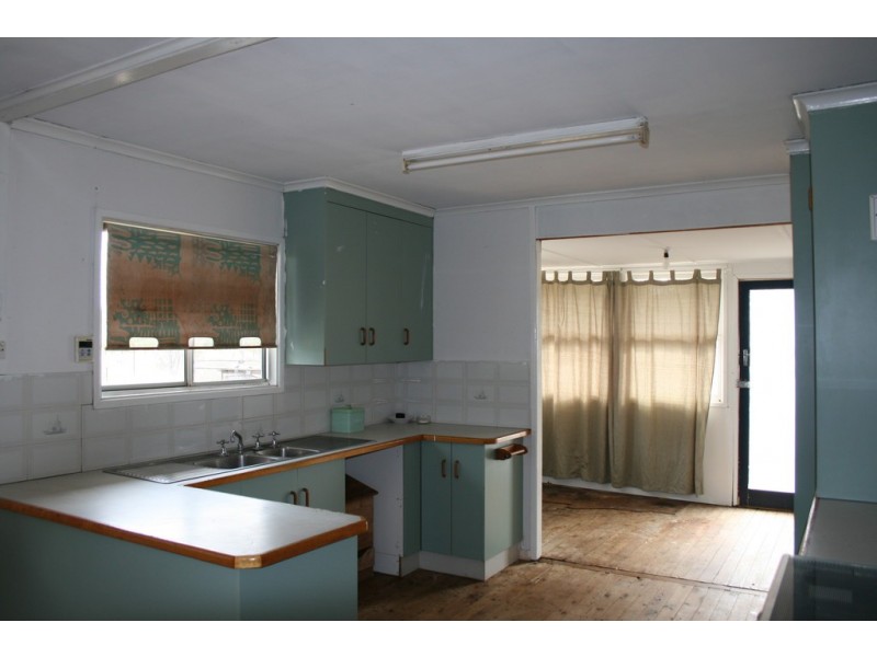 334 Mathews Road, Miles QLD 4415
