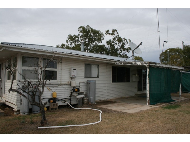 334 Mathews Road, Miles QLD 4415