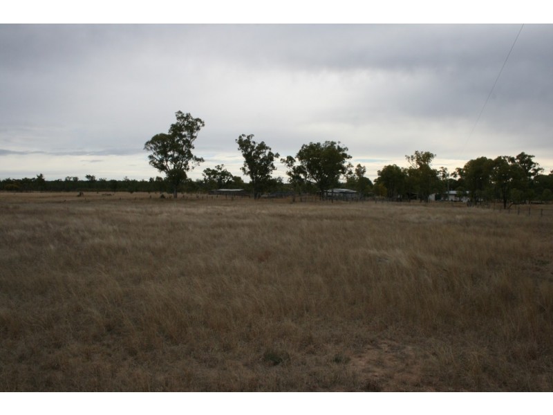 334 Mathews Road, Miles QLD 4415