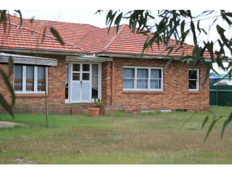 14 Louise Street, Cunnamulla QLD 4490